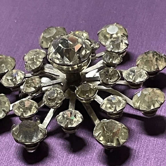 Coro vintage Crystal Brooch - Picture 7 of 7